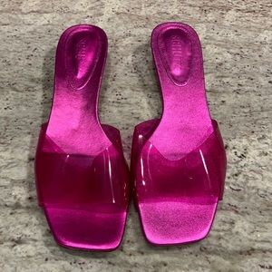 Schutz pink sandals with kitten heel